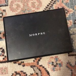 Morphe 35F fall into frost